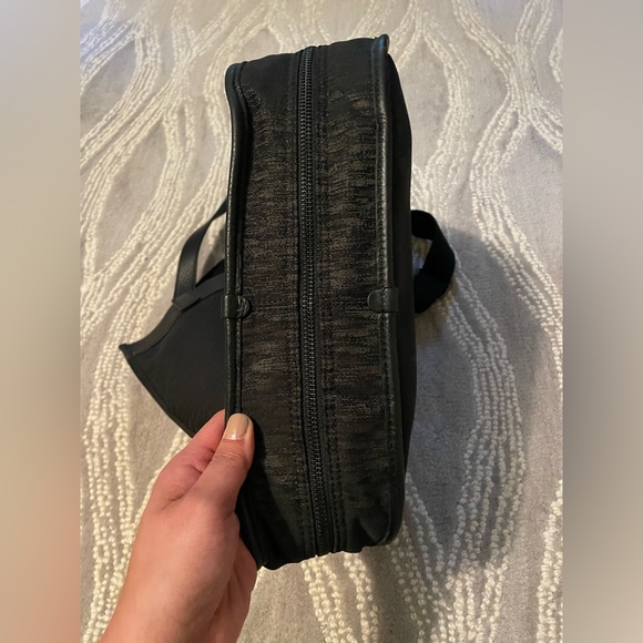 Lululemon Now and Always 15L Tote - Picture 5 of 6